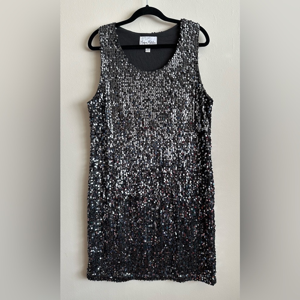 Modern Metallics Avenue - Silver Sequin Dress - Size 14/16